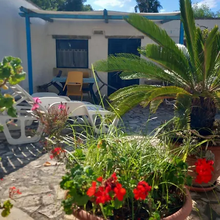 Bed & Breakfast Breezes