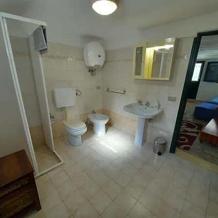 Breezes Bed & Breakfast