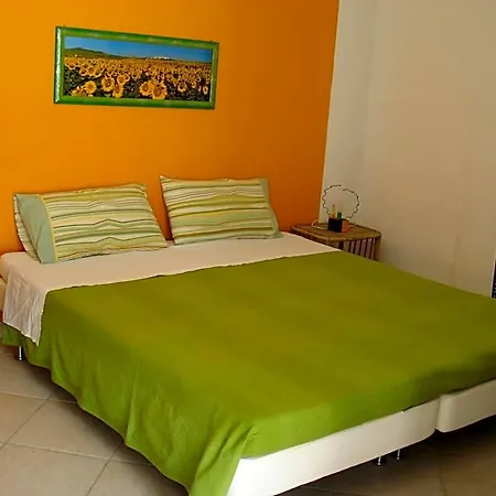 Oda ve Kahvaltı Breezes 4*