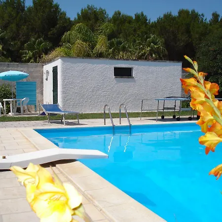 Bed and Breakfast Breezes 4*