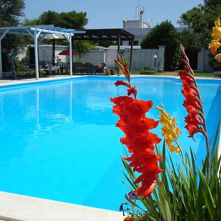 Breezes 4*