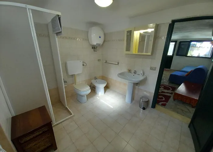 Breezes Bed & Breakfast