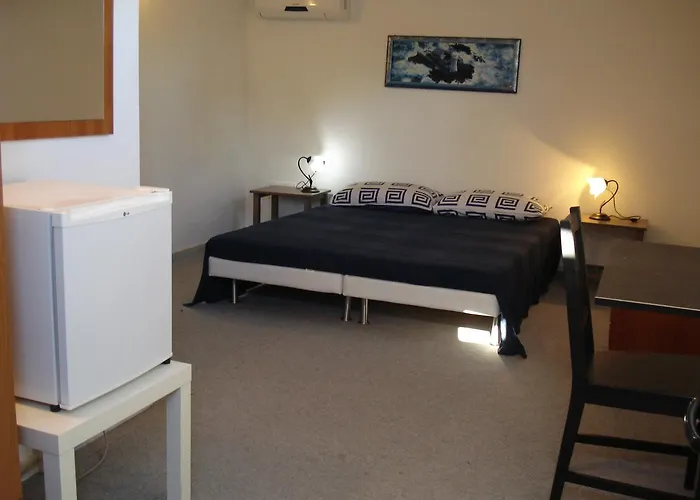 Bed & Breakfast Breezes